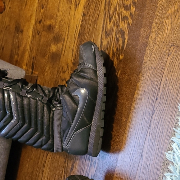 Rare Nike sneaker boots - Picture 7 of 7